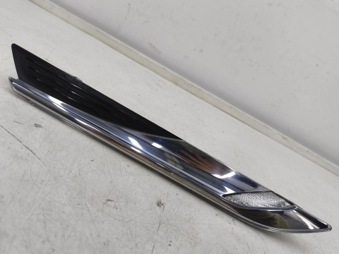 Kierunkowskaz BMW 6 F12 F13 F06 Gran Coupe 10-15r. PRAWY kierunkowskaz w błotnik kierunek migacz listwa chrom ORYGINALNY