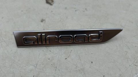 Znaczek Audi A4 B9 Allroad 15-24r. napis ALLROAD na PRAWY błotnik logo znaczek emblemat ORYGNALNY 8w9853602