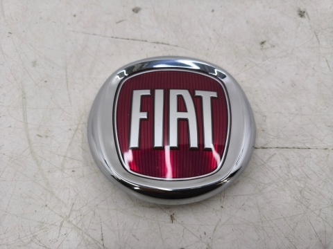 Znaczek Fiat 500 Fiat 500x Croma Bravo 15r.- NOWY przedni znaczek atrapy 100mm. zderzaka maski emblemat przód ORYGNALNY 51944206