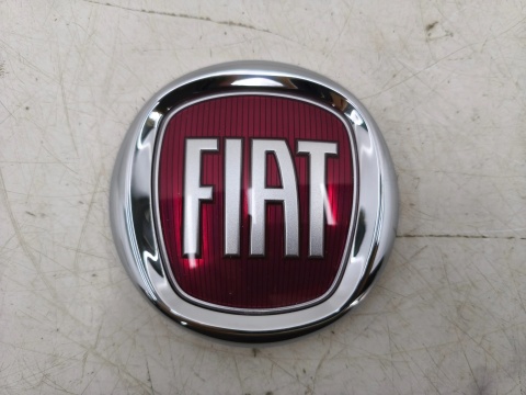 Znaczek Fiat 500 Fiat 500x Croma Bravo 15r.- NOWY przedni znaczek atrapy 100mm. zderzaka maski emblemat przód ORYGNALNY 51944206