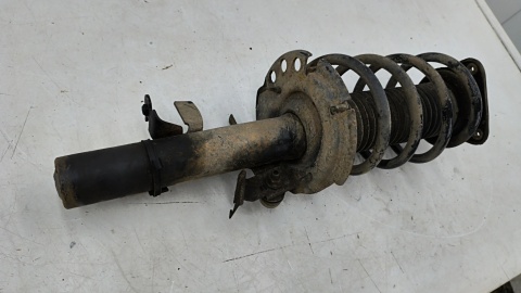 Amortyzator Ford Focus Mk3 10-19r. Diesel lewy przedni mcpherson sprężyna lewy przód bv61-18k001-lbb