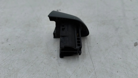 Klamka Citroen C3 Peugeot 208 II 3008 5008 II 16-24r. lewa tylna zaślepka zewnętrznej rączki uchwytu drzwi lewy tył geo020554