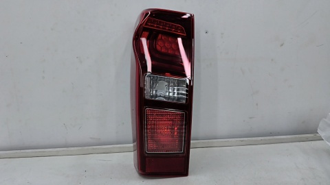 Lampa Isuzu D-Max 2 II 11-19r. NOWA lewa tylna EU Oryginalna LED w błotnik lewy tył 98235555 8-98235555-0