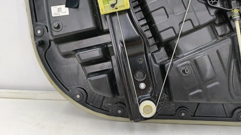 Podnośnik szyb Volvo XC90 II 14r.- prawa przednia obudowa panel stelaż linki podnoszenia bez silniczka 31349763