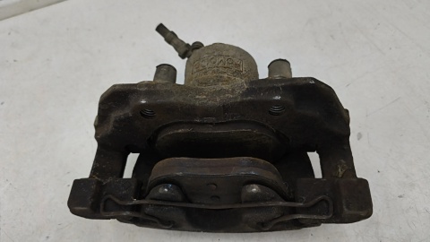 Zacisk hamulcowy Ford Focus Mk3 10-19r. 1.5 TDCI LEWY przedni jarzmo prawy przód