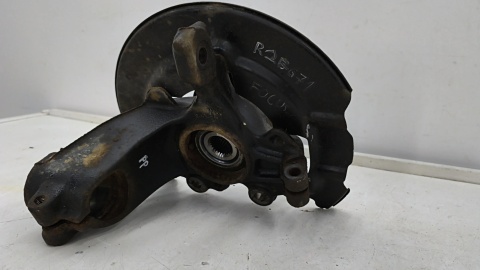 Zwrotnica Ford Focus Mk3 10-19r. 1.5 TDCI diesel piasta prawa przednia czujnik ABS prawy przód