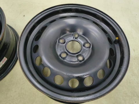 Felgi stalowe VW Golf VII T-Roc Audi A3 8v Leon III Ateca Octavia III 12r.- 15 cali 6jx15 ET43 5x112 CH57 KOMPLET Südrad 155801