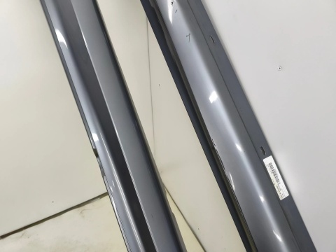 Nakładka progu BMW 5 G30 G31 M-Pakiet M5 F90 17-24r. lewa prawa listwy progowe zewnętrzne KOMPLET próg 8064744 8064743