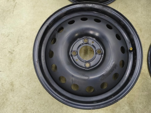 Felgi stalowe Nissan Note E11 1 I Micra 06-12r. r15 5,5jx15 ET45 CH60 4x100 15 cali felgi oryginalne 403009u00b