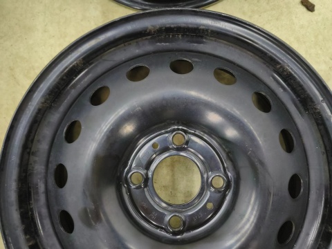 Felgi stalowe Nissan Note E11 1 I Micra 06-12r. r15 5,5jx15 ET45 CH60 4x100 15 cali felgi oryginalne 403009u00b