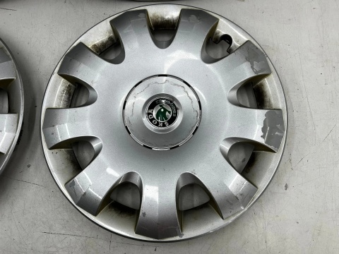 Kołpak Skoda Octavia 2 II 04-13r. 15 cali r15 kołpaki komplet oryginalne 1Z0601147a