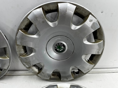 Kołpak Skoda Octavia 2 II 04-13r. 15 cali r15 kołpaki komplet oryginalne 1Z0601147a