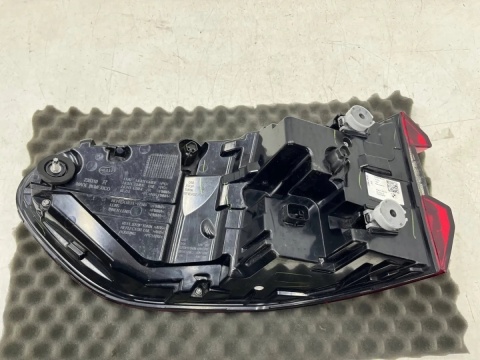 Lampa BMW X5 G05 przedlift 18-23r. prawa tylna LED w błotnik EUROPA