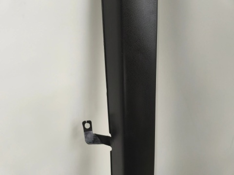 Nakładka progu VW CrossPolo Polo Cross V 6R 10-17r. prawa listwa progowa zewnętrzna rant błotnika prawy próg 6r0853860 6r0853818