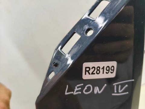 Błotnik Seat Leon 4 IV 20r.- lewy przedni lewy przód 5FA821115B