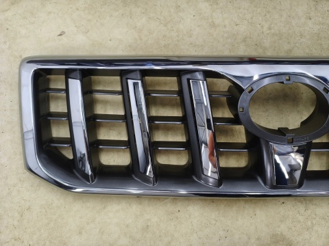 Zderzak przedni Toyota Land Cruiser J12 02-09r. przód 52119-60481
