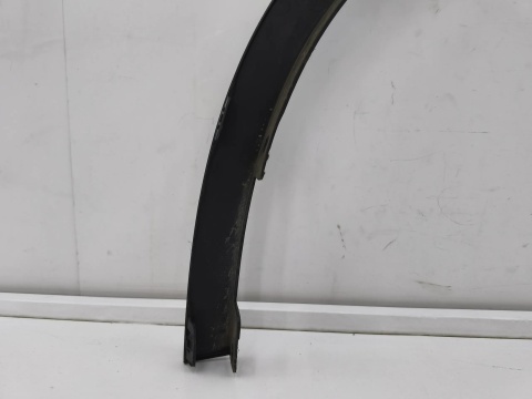 Listwa BMW X1 F48 15-22r. Prawy przedni rant nadkola błotnika nakładka prawy przód 51777332338