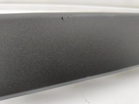 Listwa BMW X1 F48 15-22r. prawa przednia dolna nakładka drzwi bocznych prawy przód 7352092