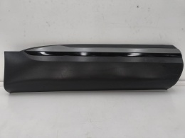 Listwa Renault Arkana 20-26r. nakładka dolna drzwi prawych przednich 828764986r