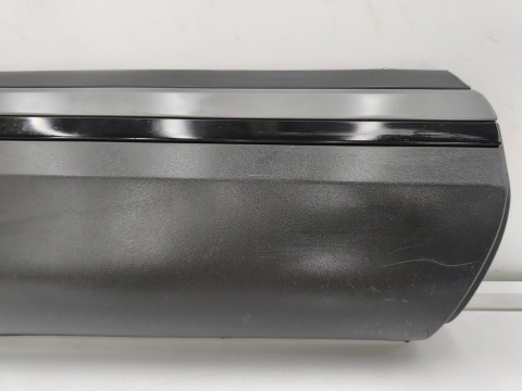 Listwa Renault Arkana 20-26r. nakładka dolna drzwi prawych przednich 828764986r