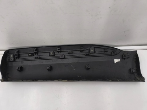 Listwa Renault Arkana 20-26r. nakładka dolna drzwi prawych przednich 828764986r