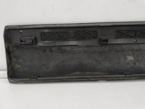 Listwa Seat Ateca 16-20r. nakładka dolna drzwi prawych przednich 575854940b