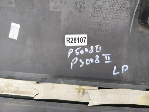 Listwa drzwi Peugeot 3008 II 5008 II 16-24r. lewa przednia dolna nakładka drzwi nakładka z CHROMEM lewy przód 9811404277
