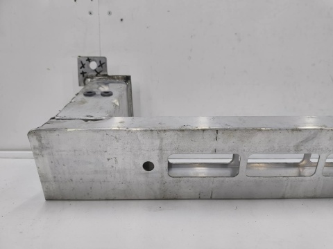 Belka zderzaka Range Rover Sport L461 22r.- przednie wzmocnienie pasa przednia m8e210005a