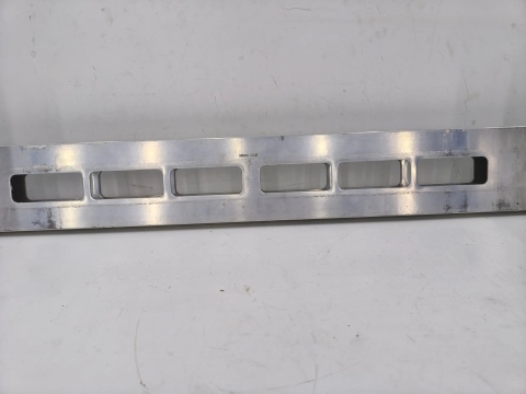 Belka zderzaka Range Rover Sport L461 22r.- przednie wzmocnienie pasa przednia m8e210005a