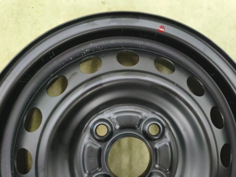 Felga stalowa Mitsubishi Space Star 12-24r. 14 cali 4,5jx14 ET46 4x100 CH56 komplet