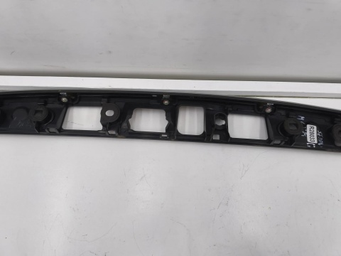 Listwa bagażnika Mazda 6 III GJ sedan LIFT 18-24r. tylna blenda CHROM nakładka klapy gbef-50854 gbef-50852