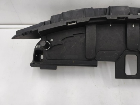 Osłona pasa przedniego Peugeot 3008 II 16-23r. nakładka górna atrapy zamka maski silnika wlot powietrza 9810634677