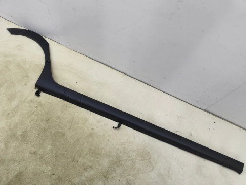 Nakładka progu VW CrossPolo Polo Cross V 6R 10-17r. prawa listwa progowa zewnętrzna rant błotnika prawy próg 6r0853860 6r0853818