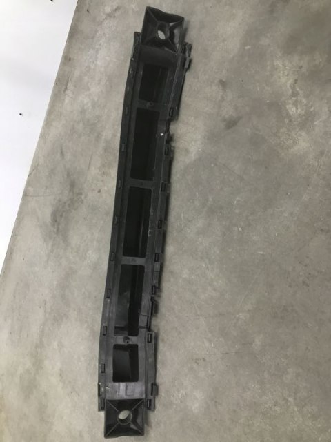 Belka zderzaka Volvo S40 II V50 C30 przednie wzmocnienie 30655492