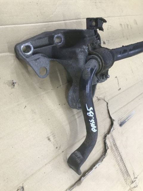 Drążek stabilizatora VW Volkswagen PASSAT B5 Audi A6 C5 przedni stabilizator Drążek stabilizatora VW Volkswagen PASSAT B5 Audi A6 C5 przedni stabilizator