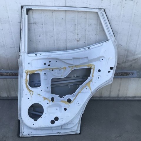 DRZWI NISSAN QASHQAI J11 PRAWE TYLNE białe DRZWI NISSAN QASHQAI J11 PRAWE TYLNE białe