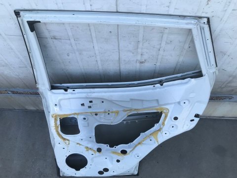DRZWI NISSAN QASHQAI J11 PRAWE TYLNE białe DRZWI NISSAN QASHQAI J11 PRAWE TYLNE białe