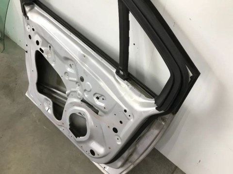 Drzwi Opel Meriva B 10-17r lewy przód lewe przednie Drzwi Opel Meriva B 10-17r lewy przód lewe przednie