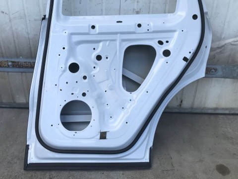 DRZWI PORSCHE CAYENNE 3 III 9Y 17- PRAWY TYŁ PRAWE TYLNE DRZWI PORSCHE CAYENNE 3 III 9Y 17- PRAWY TYŁ PRAWE TYLNE