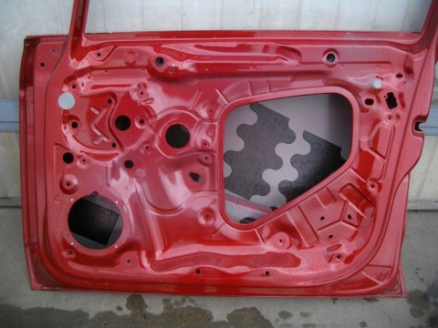 Drzwi Vw Golf Sportsvan 14-20r. prawe przednie czerwone Drzwi Vw Golf Sportsvan 14-20r. prawe przednie czerwone