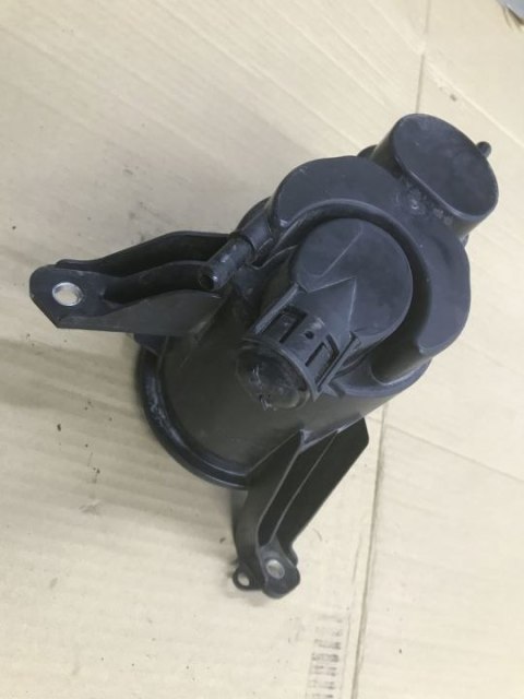Filtr węglowy AUDI A4 A5 Q5 A6 PORSCHE MACAN oparów paliwa 1.8 2.0 3.0 TFSi 8K0201799G Filtr węglowy AUDI A4 A5 Q5 A6 PORSCHE MACAN oparów paliwa 1.8 2.0 3.0 TFSi 8K0201799G