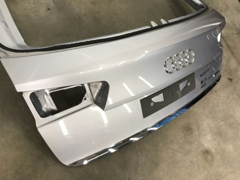 Klapa bagażnika Audi a6 c7 10-18 kombi z listwą chrom Klapa bagażnika Audi a6 c7 10-18 kombi z listwą chrom