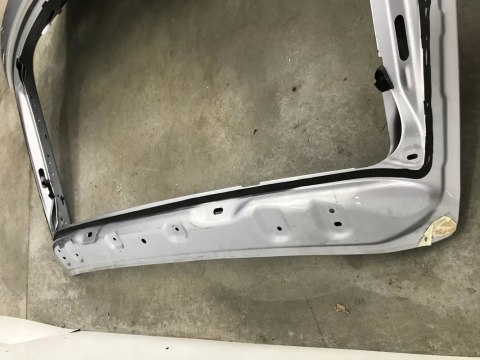 Klapa bagażnika Audi a6 c7 10-18 kombi z listwą chrom Klapa bagażnika Audi a6 c7 10-18 kombi z listwą chrom