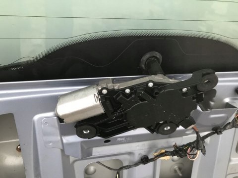 Klapa bagażnika Ford C-Max I 03-10r Klapa bagażnika Ford C-Max I 03-10r