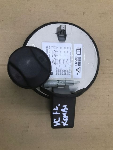 Klapka wlewu paliwa Opel Vectra C kolor Z167 kombi 13106383 Klapka wlewu paliwa Opel Vectra C kolor Z167 kombi 13106383