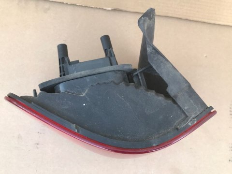 Lampa Fiat Stilo Kombi tylna lewa 28190102 Lampa Fiat Stilo Kombi tylna lewa 28190102