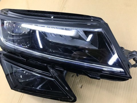 Lampa reflektor Skoda Kodiaq FULL LED 2016-2019 566941016E Lampa reflektor Skoda Kodiaq FULL LED 2016-2019 566941016E