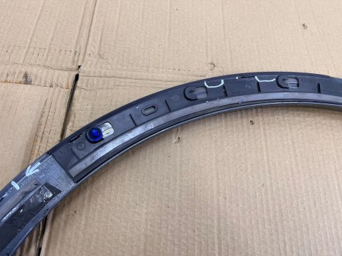 Listwa Audi q3 I 8u 11-18 nakładka lewego tylnego błotnika plastik 8u0853817b Listwa Audi q3 I 8u 11-18 nakładka lewego tylnego błotnika plastik 8u0853817b