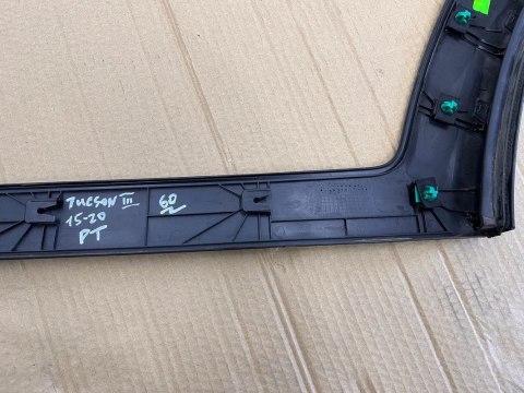 Listwa Hyundai tucson III 3 15-20 nakładka prawego tylnego błotnika 87734-d7000 Listwa Hyundai tucson III 3 15-20 nakładka prawego tylnego błotnika 87734-d7000