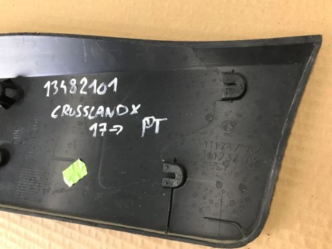 Listwa Opel Crossland X nakładka na drzwi prawy tył 2017- 13482101 Listwa Opel Crossland X nakładka na drzwi prawy tył 2017- 13482101
